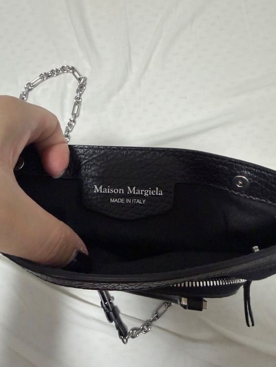 メゾンマルジェラ　5AC マイクロショルダーバッグ（ブランドバッグ）の商品画像 - 査定依頼日：2025年10月25日 - 最高査定価格：50,000円