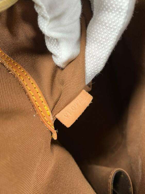 ルイヴィトン モノグラム アルマ ハンドバック（ブランドバッグ）の商品画像 - 査定依頼日：2025年4月28日 - 最高査定価格：55,000円