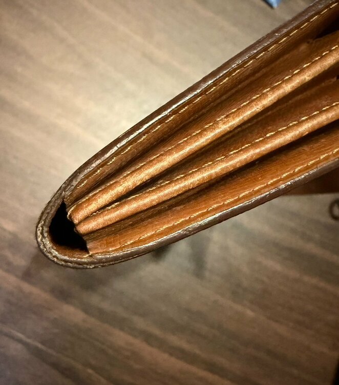 長財布（ブランド財布・小物）の商品画像 - 査定依頼日：2026年2月4日 - 最高査定価格：5,000円