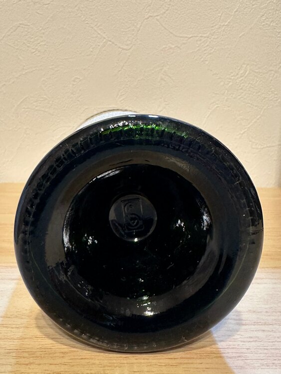 アードベッグ25年ロード・オブ・ジ・アイルズ46%（お酒）の商品画像 - 査定依頼日：2025年4月6日 - 最高査定価格：170,000円