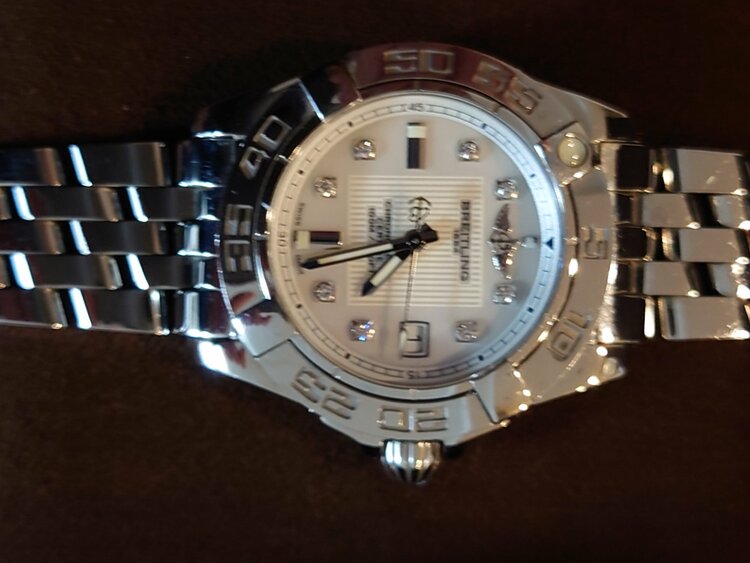 ブライトリング その他 GALACTIC32（高級時計）の商品画像 - 査定依頼日：2026年3月22日 - 最高査定価格：200,000円