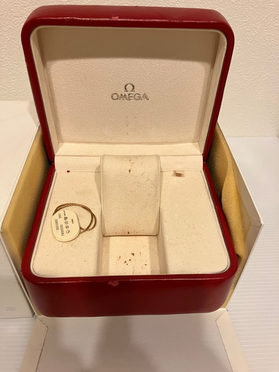 オメガ スピードマスター 3552.5（高級時計）の商品画像 - 査定依頼日：2026年1月13日 - 最高査定価格：470,000円