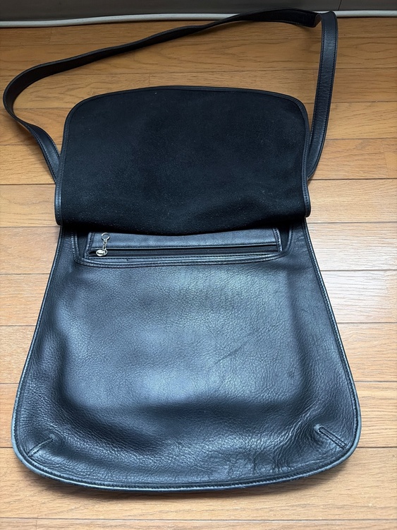 coach（ブランドバッグ）の商品画像 - 査定依頼日：2026年8月11日 - 最高査定価格：2,500円