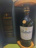 AGED23YEARS（お酒）の商品画像 - 査定依頼日：2025年8月22日 - 最高査定価格：10,000円