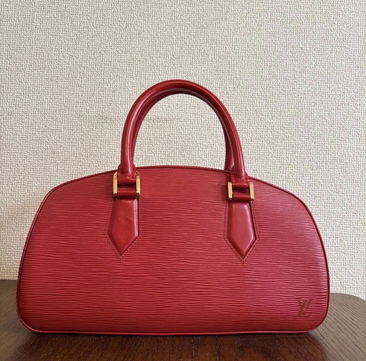 ルイヴィトン エピ （ブランドバッグ）の商品画像 - 査定依頼日：2026年2月25日 - 最高査定価格：80,000円