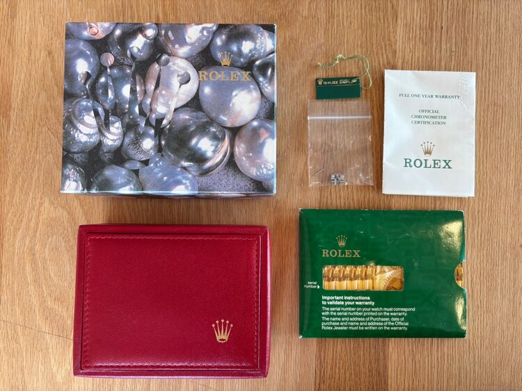 ロレックス パーペチュアルデイト （高級時計）の商品画像 - 査定依頼日：2025年5月19日 - 最高査定価格：450,000円