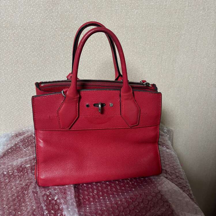 ルイヴィトン シティ スティーマー PM ルージュ （ブランドバッグ）の商品画像 - 査定依頼日：2025年3月14日 - 最高査定価格：80,000円