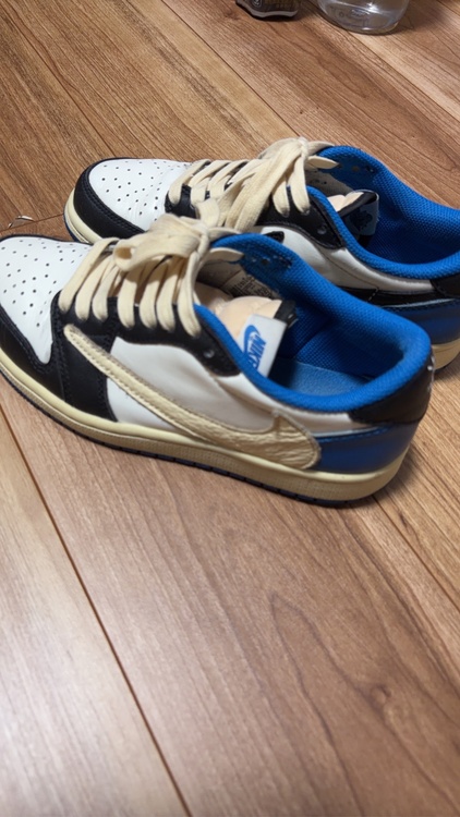 Travis Scott × fragment design × Nike Ai（古着・ファッション）の商品画像 - 査定依頼日：2026年9月29日 - 最高査定価格：55,000円