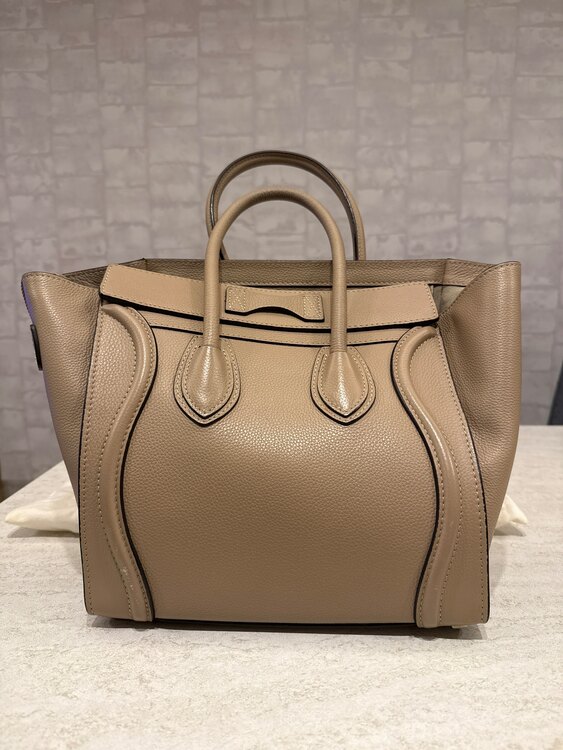 ラゲージ（ブランドバッグ）の商品画像 - 査定依頼日：2025年3月31日 - 最高査定価格：70,000円