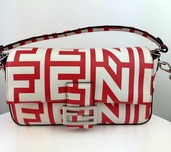 フェンディ  （ブランドバッグ）の商品画像 - 査定依頼日：2025年12月23日 - 最高査定価格：90,000円