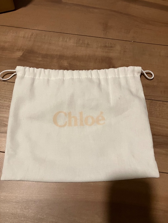 ミニダリア（ブランドバッグ）の商品画像 - 査定依頼日：2026年1月6日 - 最高査定価格：62,000円