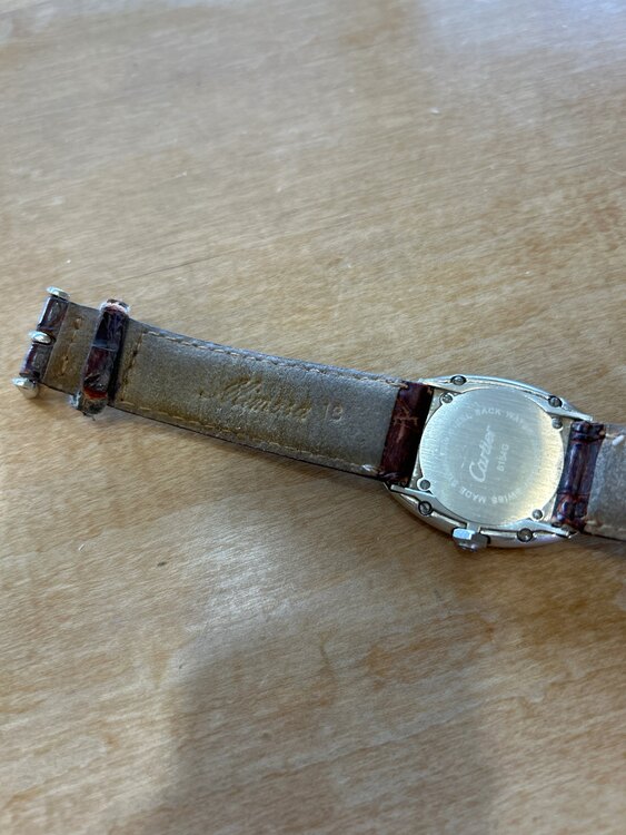 カルティエ　ベニュワール（高級時計）の商品画像 - 査定依頼日：2025年5月31日 - 最高査定価格：2,000,000円