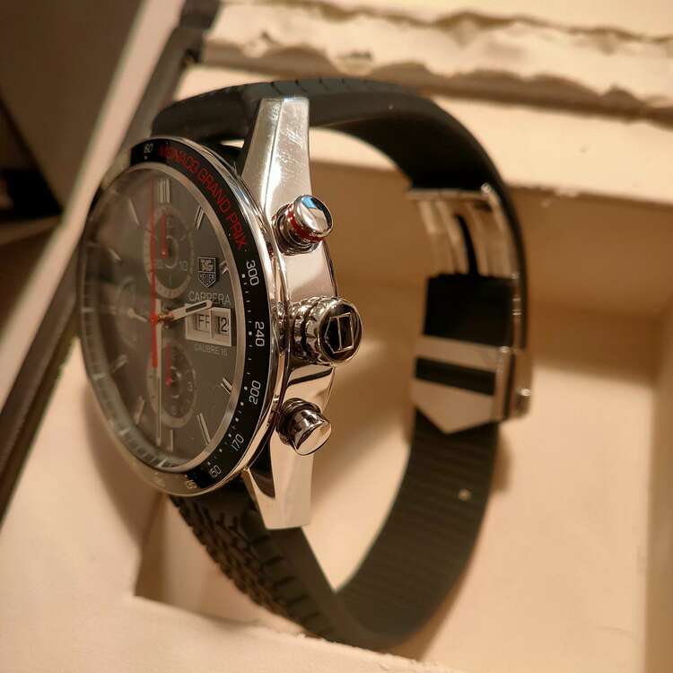 タグホイヤー カレラ （高級時計）の商品画像 - 査定依頼日：2025年1月31日 - 最高査定価格：130,000円