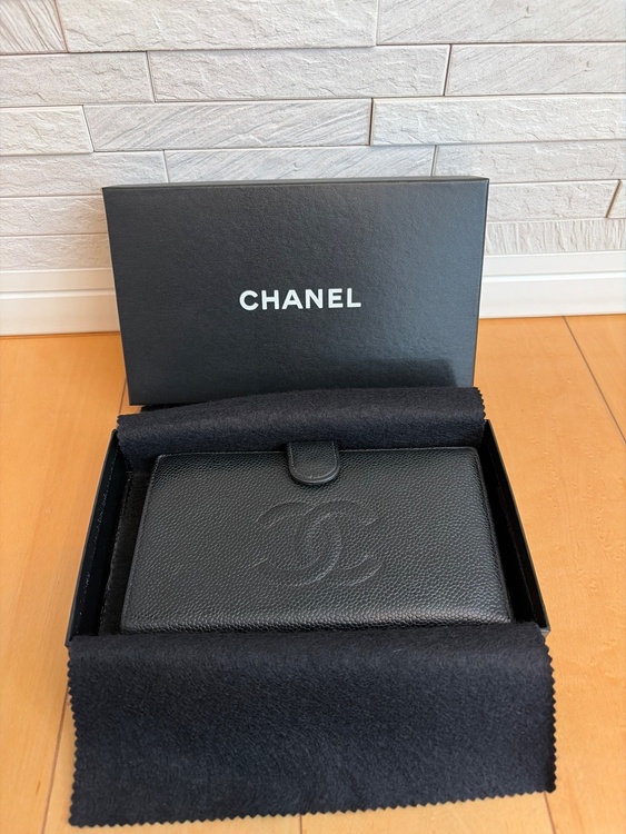 CHANEL 13498（ブランド財布・小物）の商品画像 - 査定依頼日：2026年10月20日 - 最高査定価格：100,000円