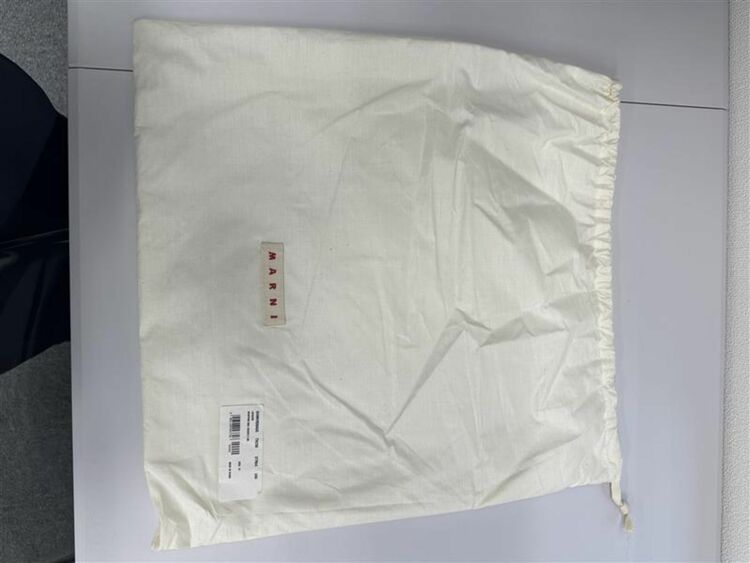 マルニ　メッシュトート（ブランドバッグ）の商品画像 - 査定依頼日：2025年7月9日 - 最高査定価格：2,200円