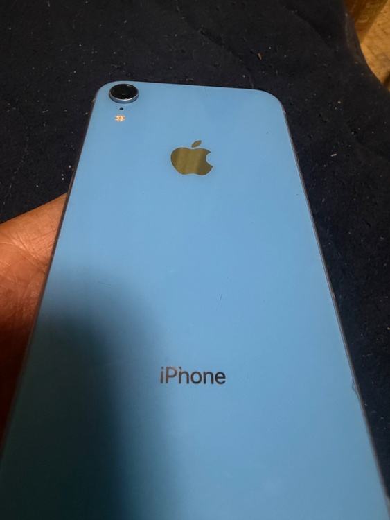 iPhoneXR 64GB SIMフリー（スマホ）の商品画像 - 査定依頼日：2026年5月12日 - 最高査定価格：6,000円