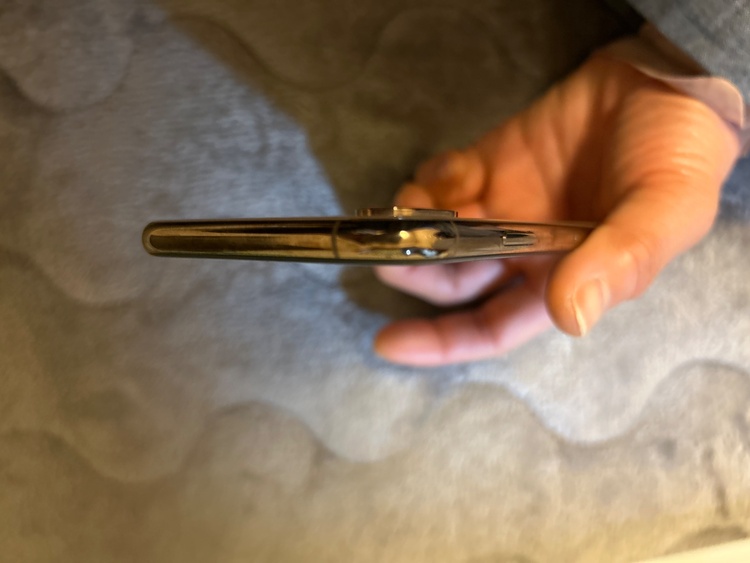 iPhoneXS 64GB Softbank（スマホ）の商品画像 - 査定依頼日：2026年2月25日 - 最高査定価格：15,000円