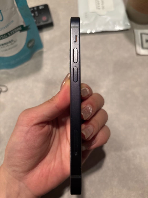 iPhone iPhone 12 mini 64GB SIMフリー（スマホ）の商品画像 - 査定依頼日：2026年9月26日 - 最高査定価格：14,000円