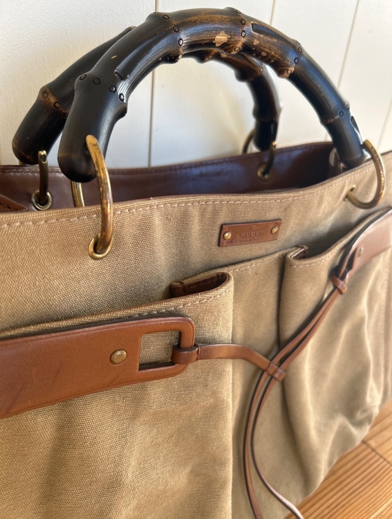 GUCCI バンブー キャンバストートバッグ（ブランドバッグ）の商品画像 - 査定依頼日：2026年1月8日 - 最高査定価格：30,000円
