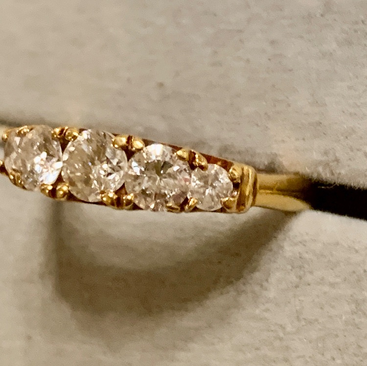 ダイヤモンドの指輪（宝石）の商品画像 - 査定依頼日：2025年7月15日 - 最高査定価格：100,000円