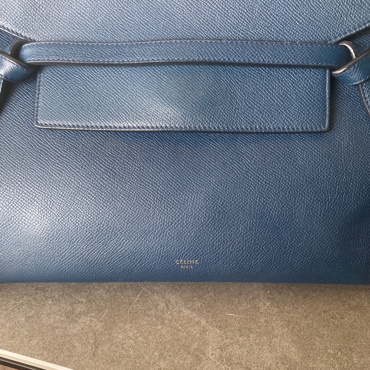 セリーヌ　ベルトバッグ（ブランドバッグ）の商品画像 - 査定依頼日：2025年9月18日 - 最高査定価格：80,000円