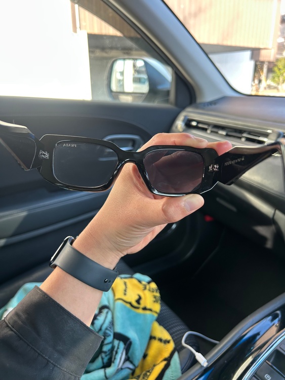 プラダ  （ブランドバッグ）の商品画像 - 査定依頼日：2026年2月21日 - 最高査定価格：23,000円