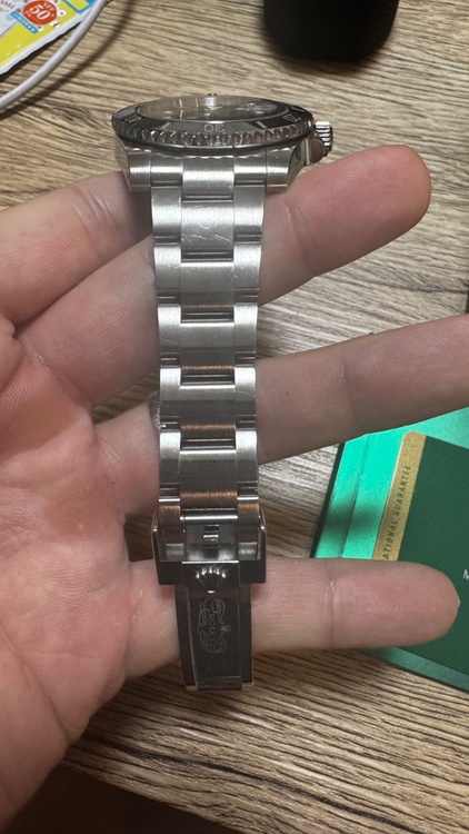 ロレックス サブマリーナー ロ 116610LN（高級時計）の商品画像 - 査定依頼日：2026年4月25日 - 最高査定価格：1,950,000円