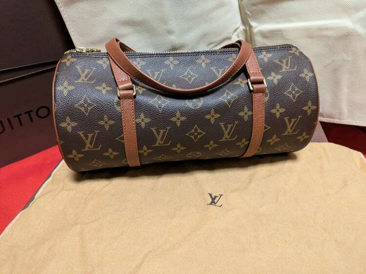 パピオン（ブランドバッグ）の商品画像 - 査定依頼日：2025年3月6日 - 最高査定価格：55,000円