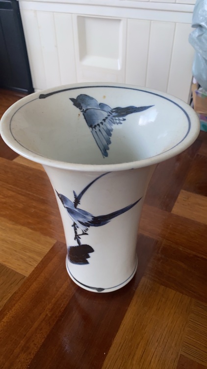 柿右衛門と後はわかりません（美術品・骨董品）の商品画像 - 査定依頼日：2025年9月24日 - 最高査定価格：500円