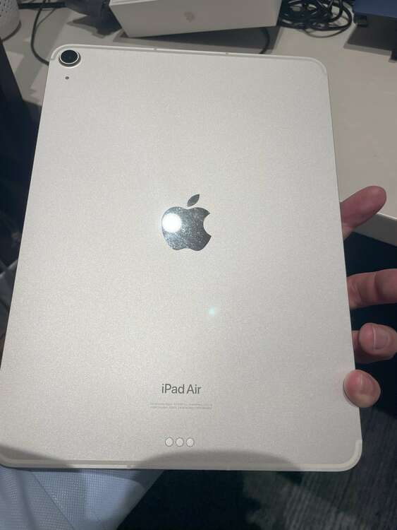 １１インチipad Air(M2)Wi-Fi+Cellular  128G  シ（PC・タブレット）の商品画像 - 査定依頼日：2025年1月10日 - 最高査定価格：72,000円