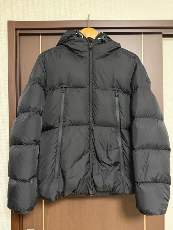 Montcla（古着・ファッション）の商品画像 - 査定依頼日：2026年10月5日 - 最高査定価格：100,000円