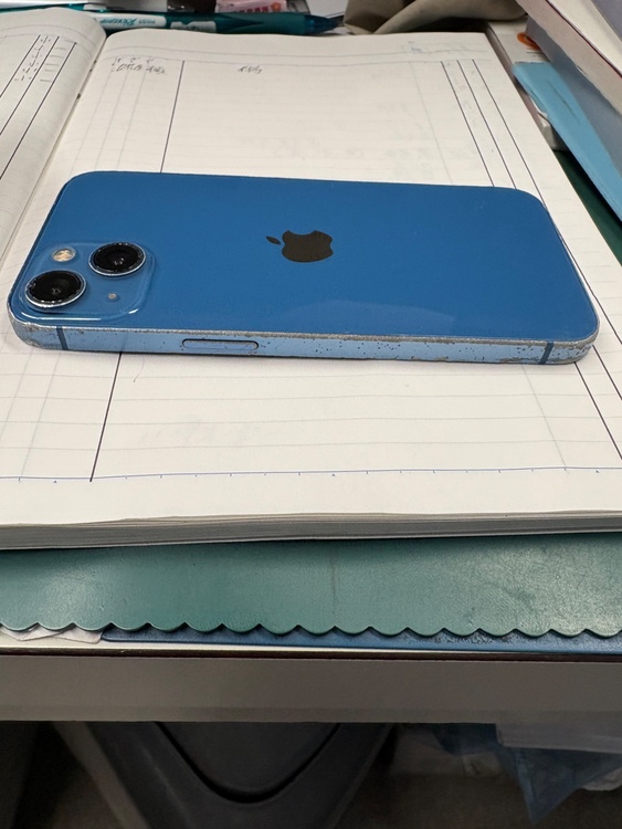 iPhone 13 128GB 楽天モバイル（スマホ）の商品画像 - 査定依頼日：2026年3月29日 - 最高査定価格：31,000円