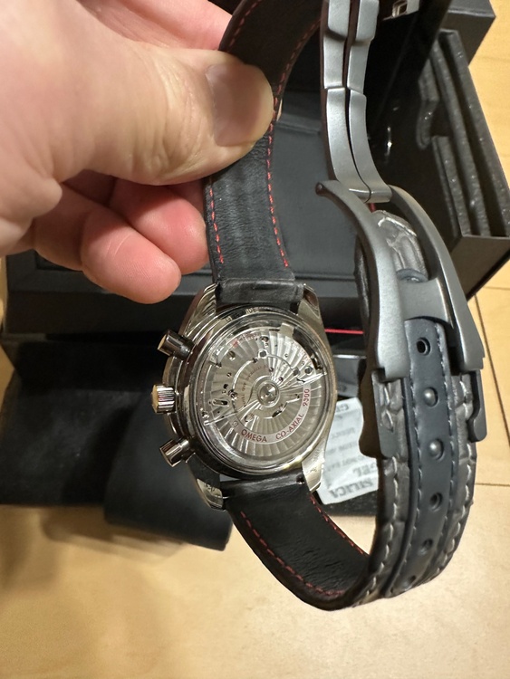 オメガダークナイトムーン（高級時計）の商品画像 - 査定依頼日：2026年2月22日 - 最高査定価格：1,400,000円