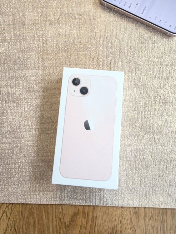 iPhone iPhone 13 128GB 楽天モバイル（スマホ）の商品画像 - 査定依頼日：2026年7月12日 - 最高査定価格：36,500円