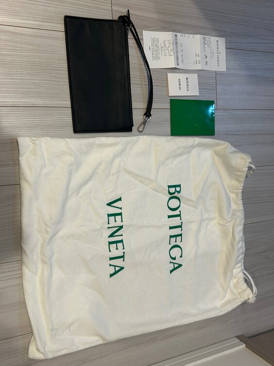 ボッテガ・ヴェネタ  （ブランドバッグ）の商品画像 - 査定依頼日：2025年4月7日 - 最高査定価格：138,000円