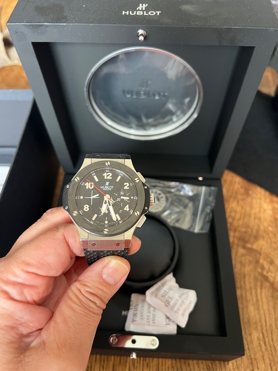 HUBLOT（高級時計）の商品画像 - 査定依頼日：2026年4月1日 - 最高査定価格：100,000円