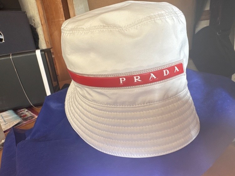 プラダ  （ブランドバッグ）の商品画像 - 査定依頼日：2026年1月26日 - 最高査定価格：30,000円