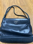 プラダ  （ブランドバッグ）の商品画像 - 査定依頼日：2025年12月2日 - 最高査定価格：16,000円