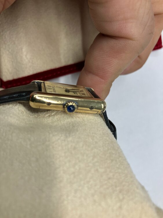 カルティエ タンク （高級時計）の商品画像 - 査定依頼日：2025年12月9日 - 最高査定価格：250,000円