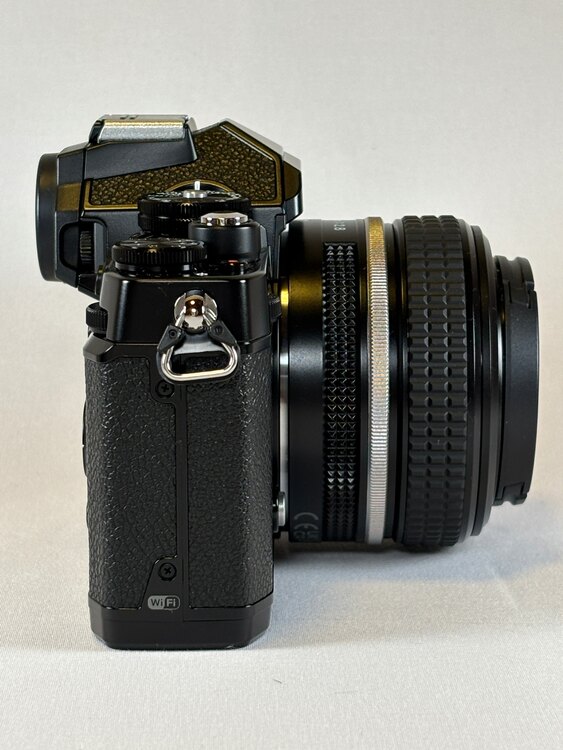 zfc（カメラ）の商品画像 - 査定依頼日：2025年4月2日 - 最高査定価格：96,000円