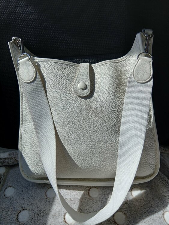 1GM（ブランドバッグ）の商品画像 - 査定依頼日：2026年2月23日 - 最高査定価格：200,000円