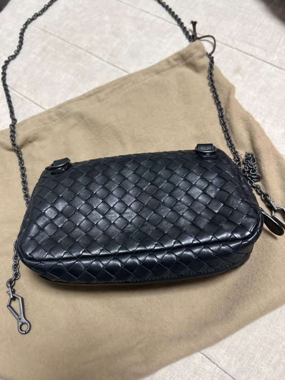 BOTTEGA VENETA (ボッテガヴェネタ) ミニショルダーバッグ（ブランドバッグ）の商品画像 - 査定依頼日：2026年7月17日 - 最高査定価格：93,000円
