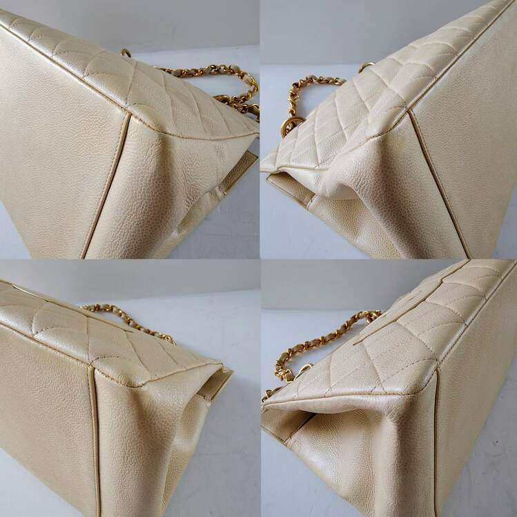 マトラッセ キャビアスキン チェーントートバッグ ココマーク ベージュ（ブランドバッグ）の商品画像 - 査定依頼日：2025年4月7日 - 最高査定価格：150,000円