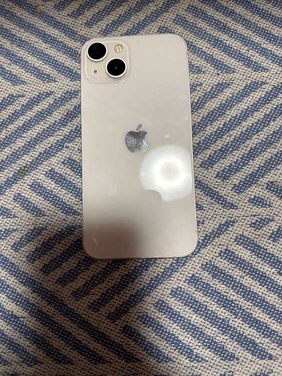 iPhone 13 128GB SIMフリー（スマホ）の商品画像 - 査定依頼日：2026年1月21日 - 最高査定価格：33,000円