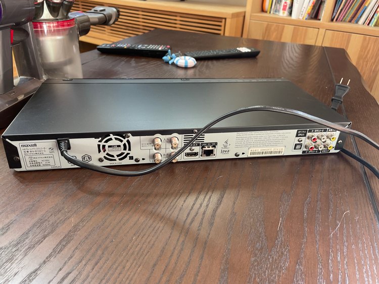 maxell アイヴィブルー  1TB 2チューナー ブルーレイレコーダー BI（家電）の商品画像 - 査定依頼日：2022年12月30日 - 最高査定価格：15,000円