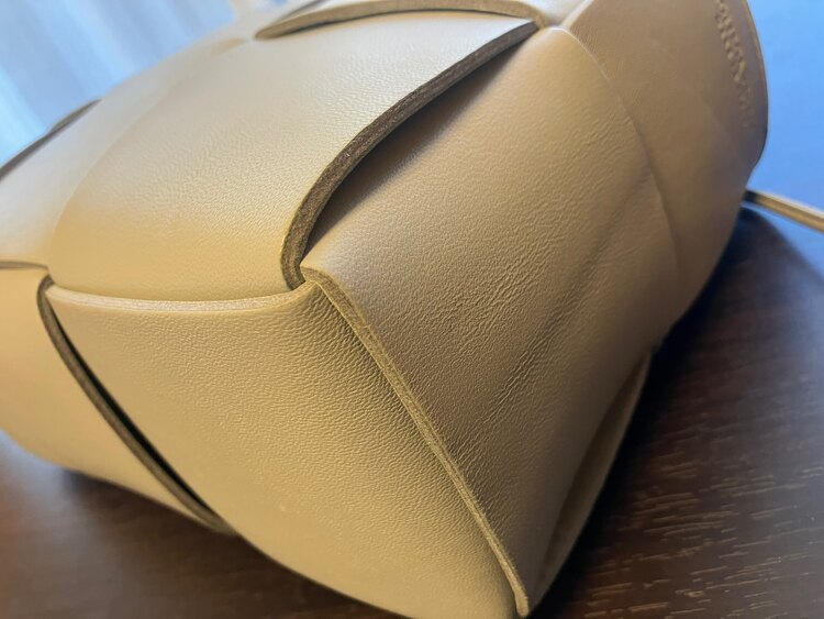 ミニ　アルコトート　アゲートグレー（ブランドバッグ）の商品画像 - 査定依頼日：2025年3月10日 - 最高査定価格：120,000円