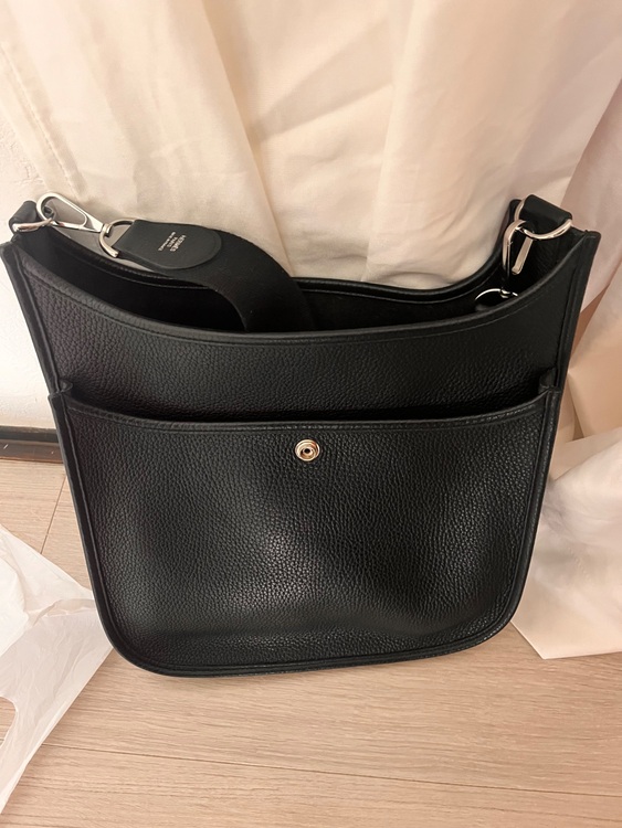 エブリン（ブランドバッグ）の商品画像 - 査定依頼日：2025年9月14日 - 最高査定価格：400,000円