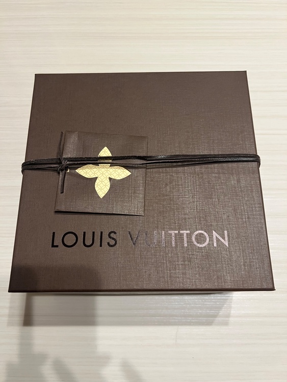 N47516（ブランド財布・小物）の商品画像 - 査定依頼日：2026年3月5日 - 最高査定価格：30,000円