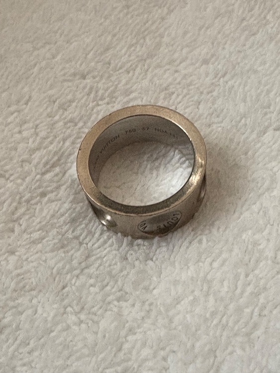 LOUIS VITTON（金・貴金属）の商品画像 - 査定依頼日：2025年8月30日 - 最高査定価格：170,000円