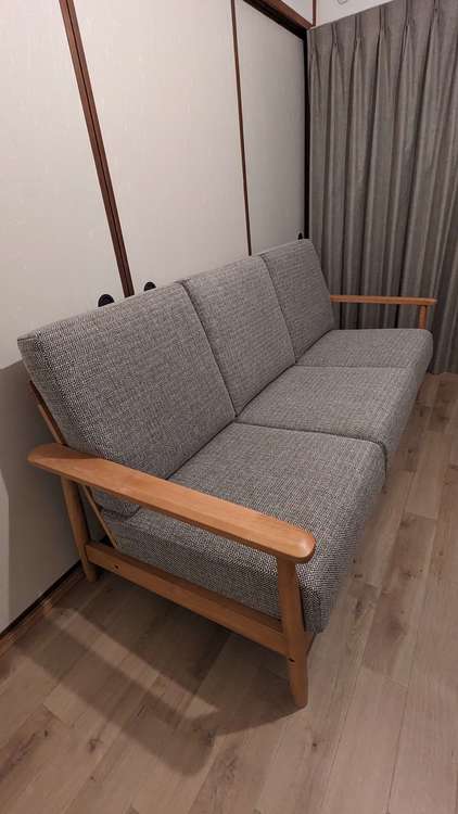 3人用布張りソファ　マイスBE/LBR（家具・寝具）の商品画像 - 査定依頼日：2023年4月28日 - 最高査定価格：5,000円
